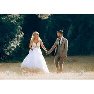 &Nu;&upsilon;&phi;&iota;&kappa;ό by ELENASWED 136